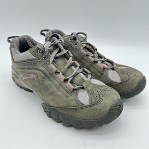 Vasque Mantra Women's Brown Leather Hiking Shoes